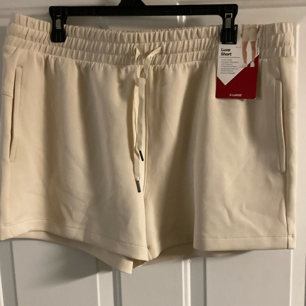 Women's Cream Luxe Shorts
